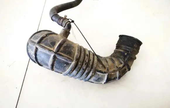 KIA Carnival Air intake hose/pipe