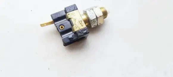 Subaru Forester SG Brake pedal sensor switch
