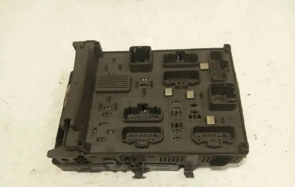 Renault Laguna II Comfort/convenience module 8200283811 8200004201E 518831003