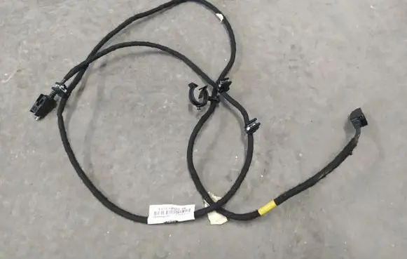Ford Mondeo MK IV USB socket connector CS7T-14D202-AB