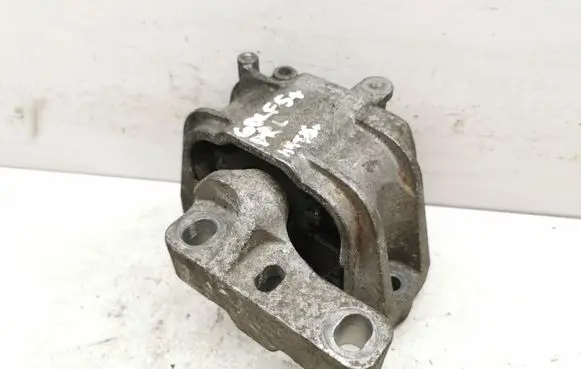 Volkswagen Golf Plus Engine mount bracket 1K0199262AS