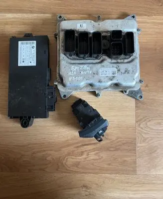 BMW X1 E84 Engine control unit/module 8631728 9287534
