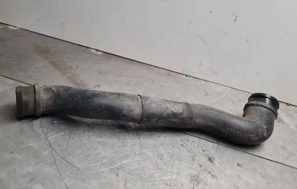 Volkswagen Golf III Intercooler hose/pipe 1H01457706