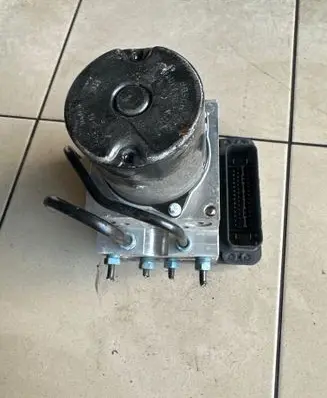 BMW 7 F01 F02 F03 F04 ABS Pump 6777697 6791100