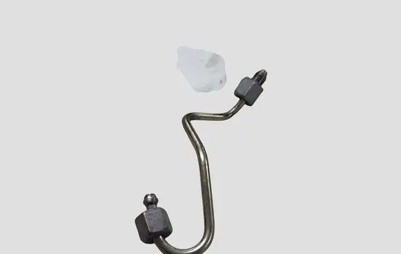 Nissan Qashqai Fuel line pipe