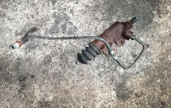 Toyota Corolla Verso AR10 Clutch master cylinder