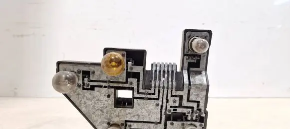 Opel Vectra B Tail light bulb cover holder 37360748 905688