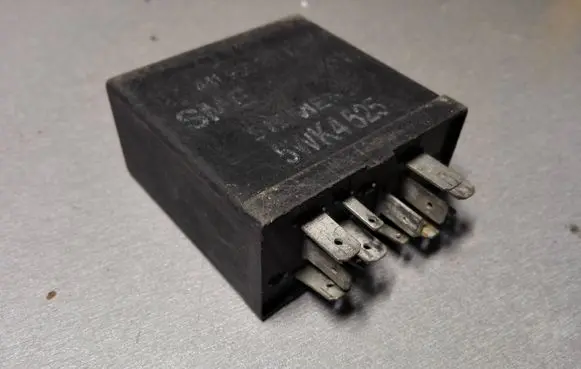 Audi A6 S6 C4 4A Other relay 441959257D 5WK4525