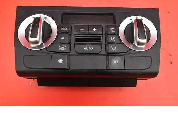 Audi A3 S3 A3 Sportback 8P Climate control unit 8P0820043BM