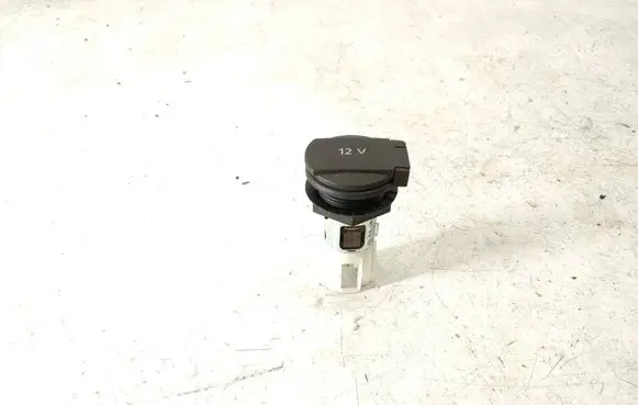 Audi Q7 4L 12 V Socket (rear) 8E0919309