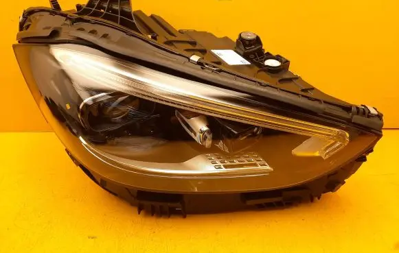 Mercedes-Benz C W206 Front fog light A2069065404