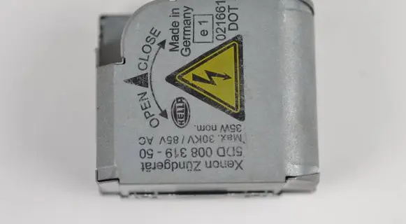 Audi A6 S6 C6 4F Headlight ballast module Xenon 5DD00831950