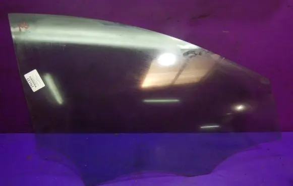 Seat Ibiza IV (6J,6P) Front door window glass four-door