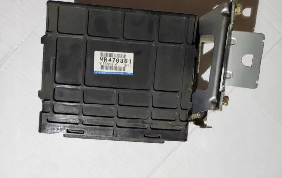 Mitsubishi Galant Other control units/modules MR470361