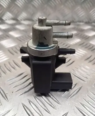 Audi A3 S3 8L Turbo solenoid valve 1J0906627B