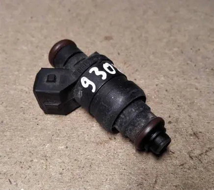 Fuel injector