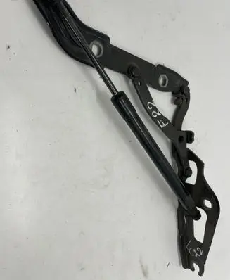 BMW 2 F22 F23 Tailgate/trunk/boot hinge 7304558