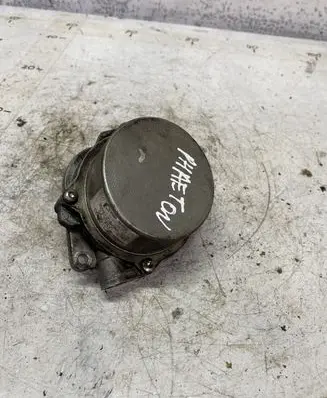 Volkswagen Phaeton Vacuum pump