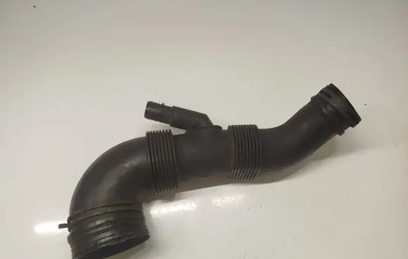 Volkswagen Transporter - Caravelle T5 Air intake hose/pipe 7H0129615