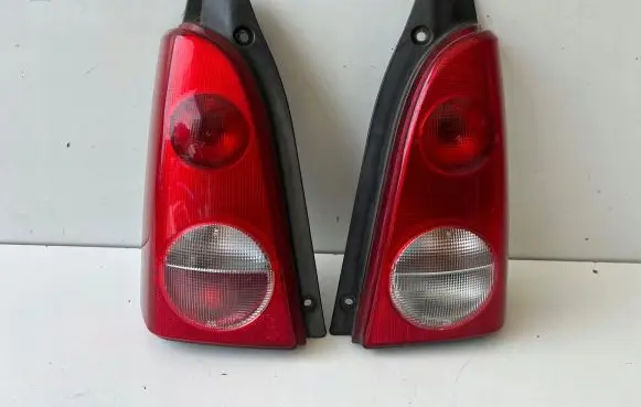 Opel Agila A Rear/tail lights 09204254