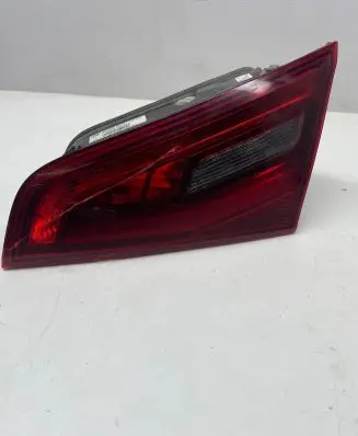 Audi A3 S3 8V Tailgate rear/tail lights 8V4945094A 0277324 81110202