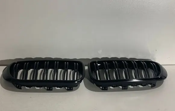 BMW X3 F25 Front bumper upper radiator grill