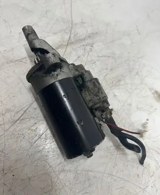 Audi A6 S6 C5 4B Starter motor 0001109021