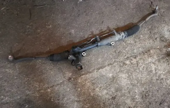 Mercedes-Benz C W204 Steering rack