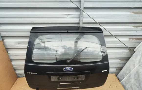 Ford Focus Tailgate/trunk/boot lid