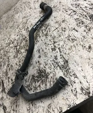 Audi A4 S4 B9 Engine coolant pipe/hose