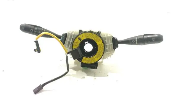 Mitsubishi Colt Wiper turn signal indicator stalk/switch MR986424 17E061
