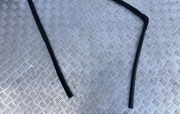 Toyota Aygo X Front door glass trim molding PK8862