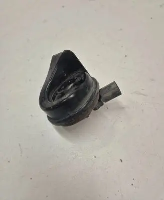 Skoda Octavia Mk2 (1Z) Horn signal 703881157