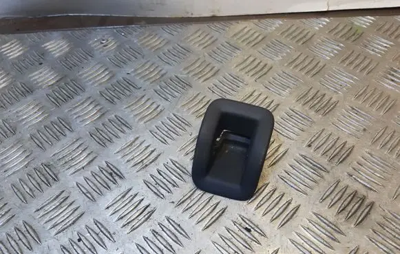 Audi A5 8T 8F ISOFIX cover 8T0887233A