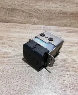 Toyota Corolla Verso AR10 Ignition lock 626399000 RI24KTY
