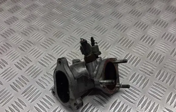 Toyota Avensis T250 Throttle body valve 