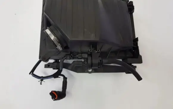 Opel Corsa D Air filter box cover 