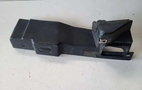 Ford Kuga I Fender end trim 8V41S02477A