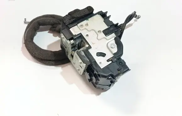 Nissan NV200 Front door lock 