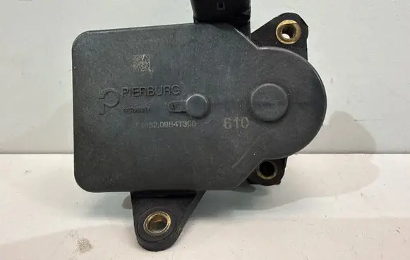 Mercedes-Benz CLS C218 X218 Intake manifold valve actuator/motor A6421500594