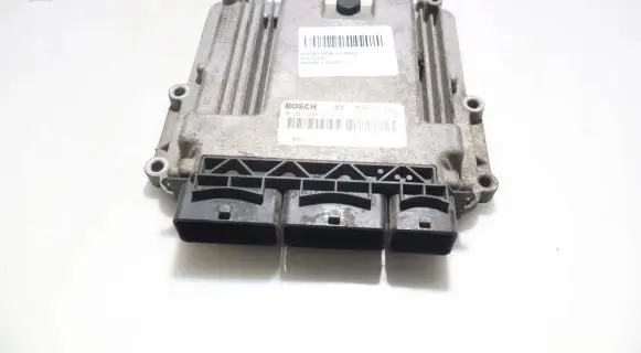 Nissan NV400 Engine control unit/module ECU 0281030577