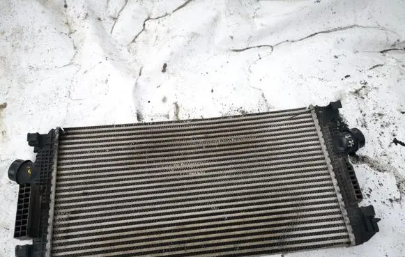 Chevrolet Cruze Intercooler radiator 13267647