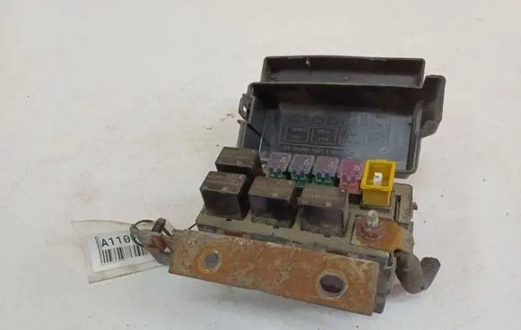 Chevrolet Captiva Fuse box set 