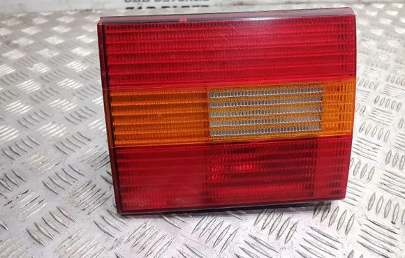 Volkswagen PASSAT B4 Tailgate rear/tail lights 3A9945107 8797
