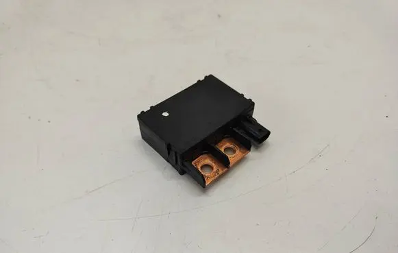 Audi Q5 SQ5 Battery relay fuse 8R0915313C