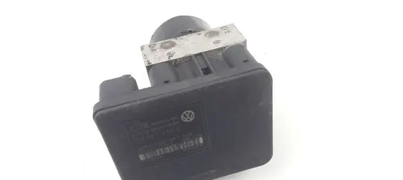 Volkswagen Golf IV ABS Pump 1C0907379D 1J0614417C
