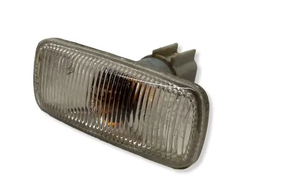 Jeep Grand Cherokee Front fender indicator light 
