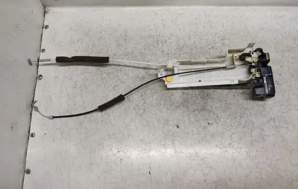 Chrysler Pacifica Rear door lock