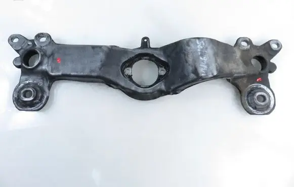Audi A4 S4 B6 8E 8H Gearbox mounting bracket 8E0399263AF