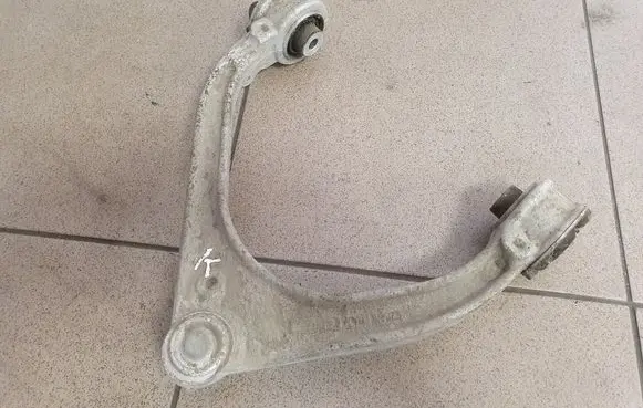 Jaguar F-Pace Front lower control arm/wishbone